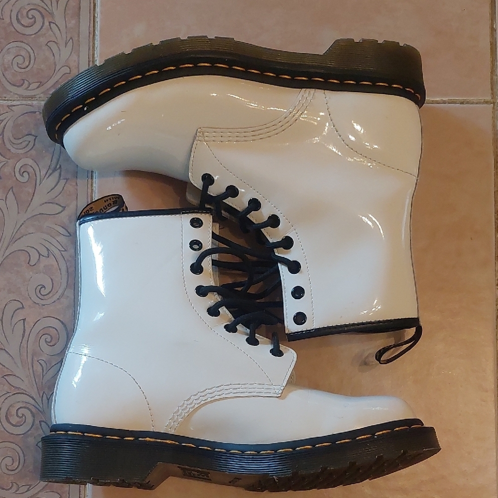 Dr. Martens White Patent Leather Boots with Black Laces - Picture 3 of 8